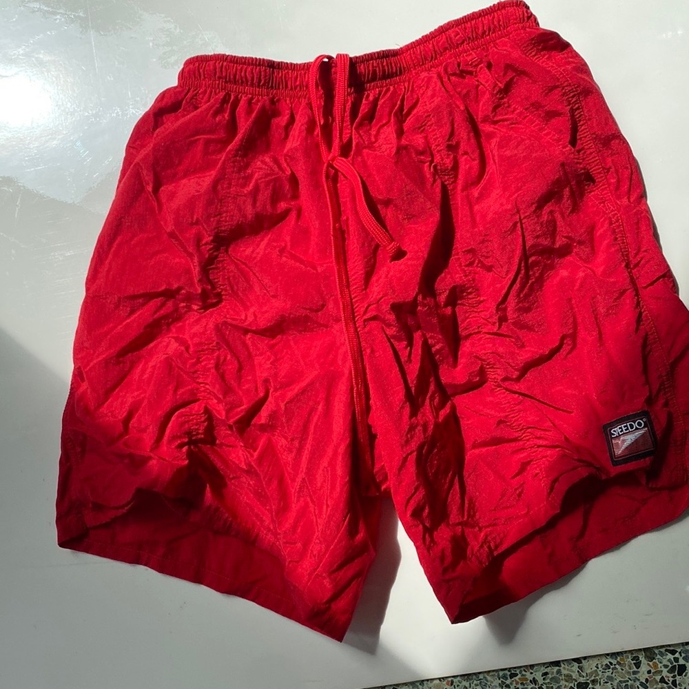 Men’s SPEEDO swim trunk Size M red